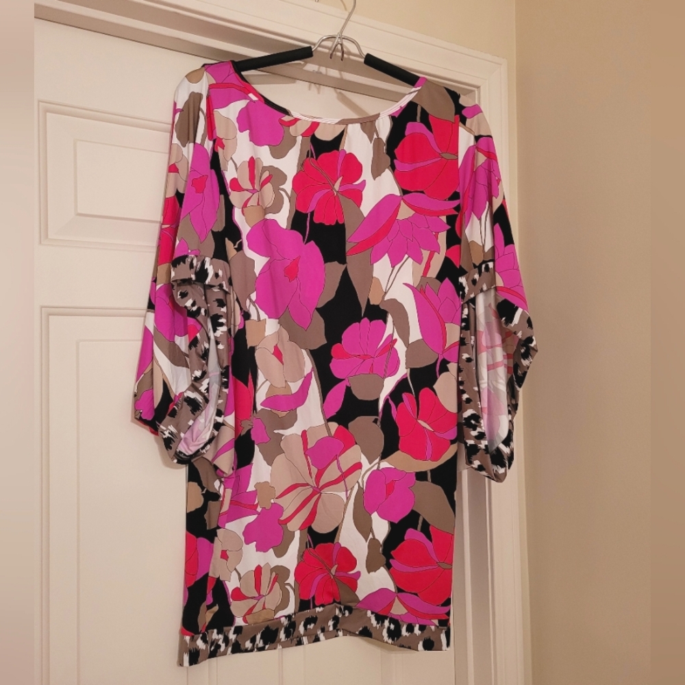🩷 NWT Trina Turk Floral Tunic Coverup L